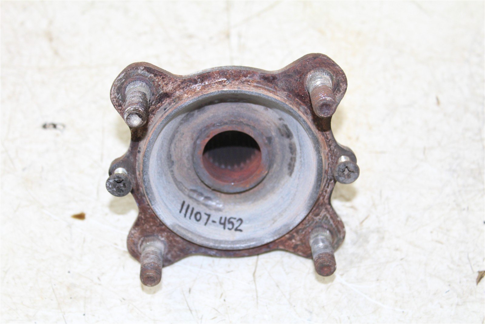 1985 Honda ATC 250 ES Big Red Rear Right Hub Wheel Mount 11107