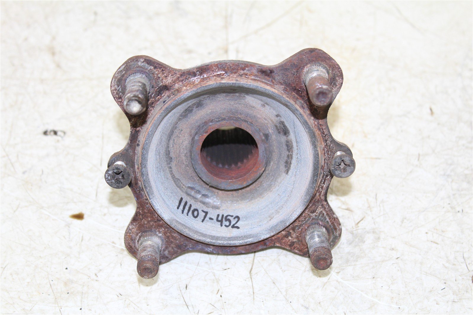 1985 Honda ATC 250 ES Big Red Rear Right Hub Wheel Mount 11107