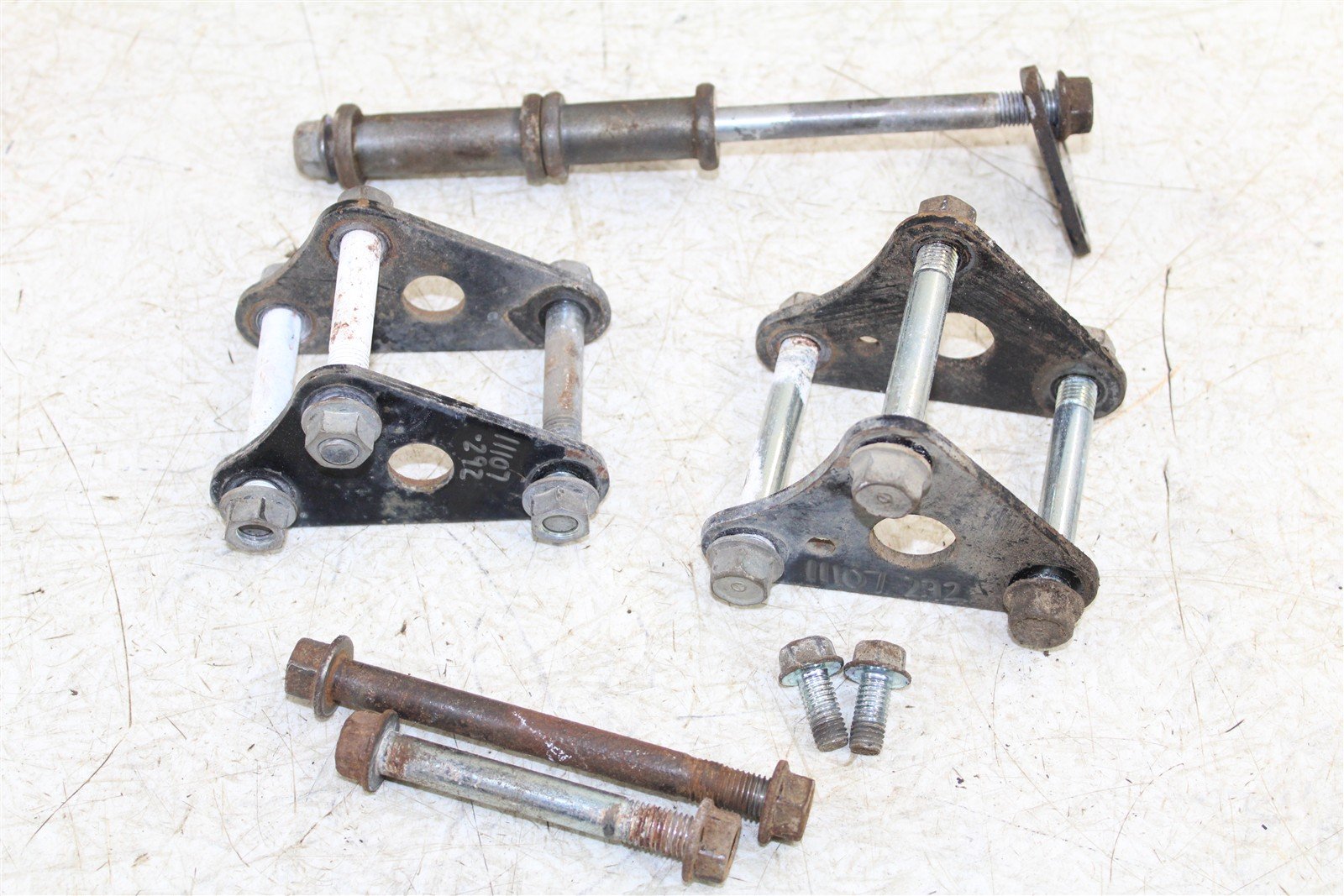 1985 Honda ATC 250 ES Big Red Engine Mounts Motor Brackets 11107