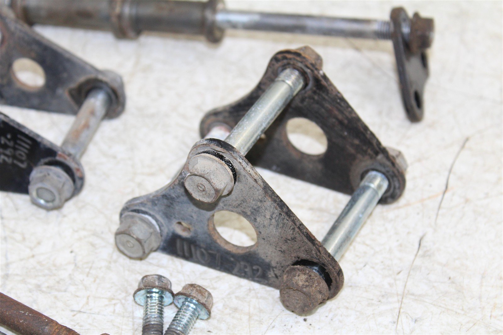 1985 Honda ATC 250 ES Big Red Engine Mounts Motor Brackets 11107