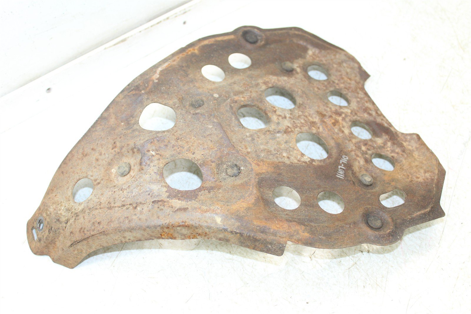 1985 Honda ATC 250 ES Big Red Skid Plate Engine Guard 11107