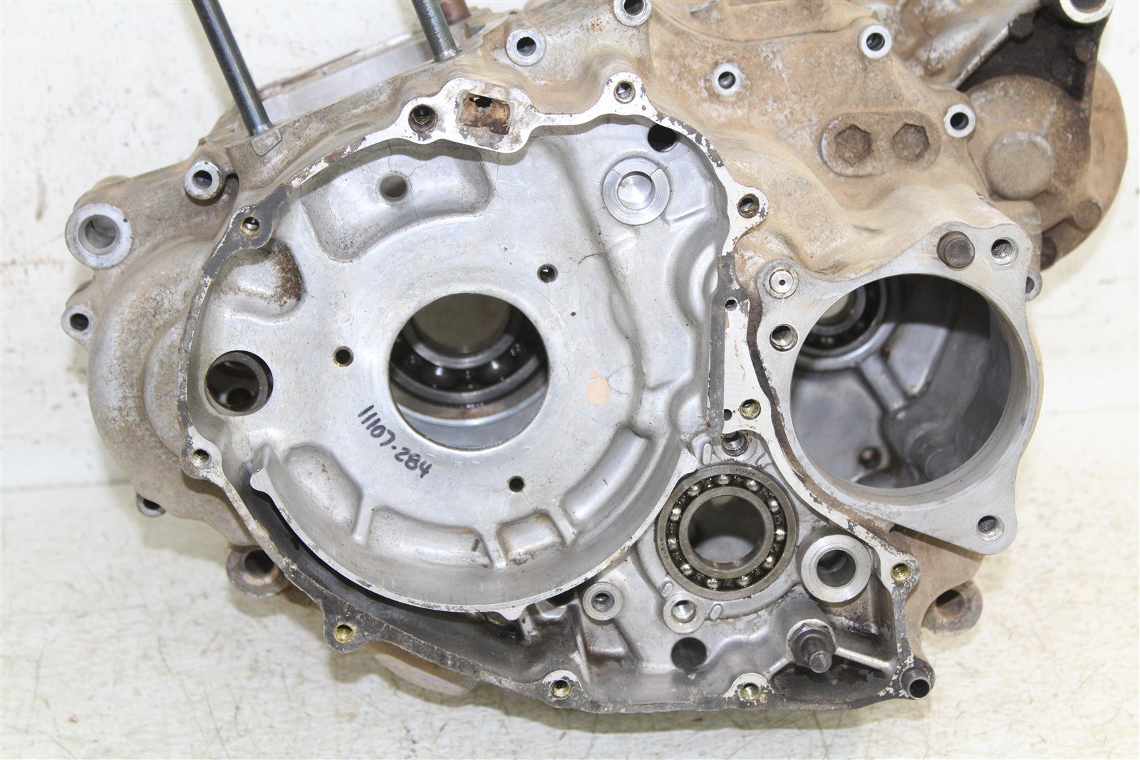 1985 Honda ATC 250 ES Big Red Engine Cases Crankcase Left Right 11107