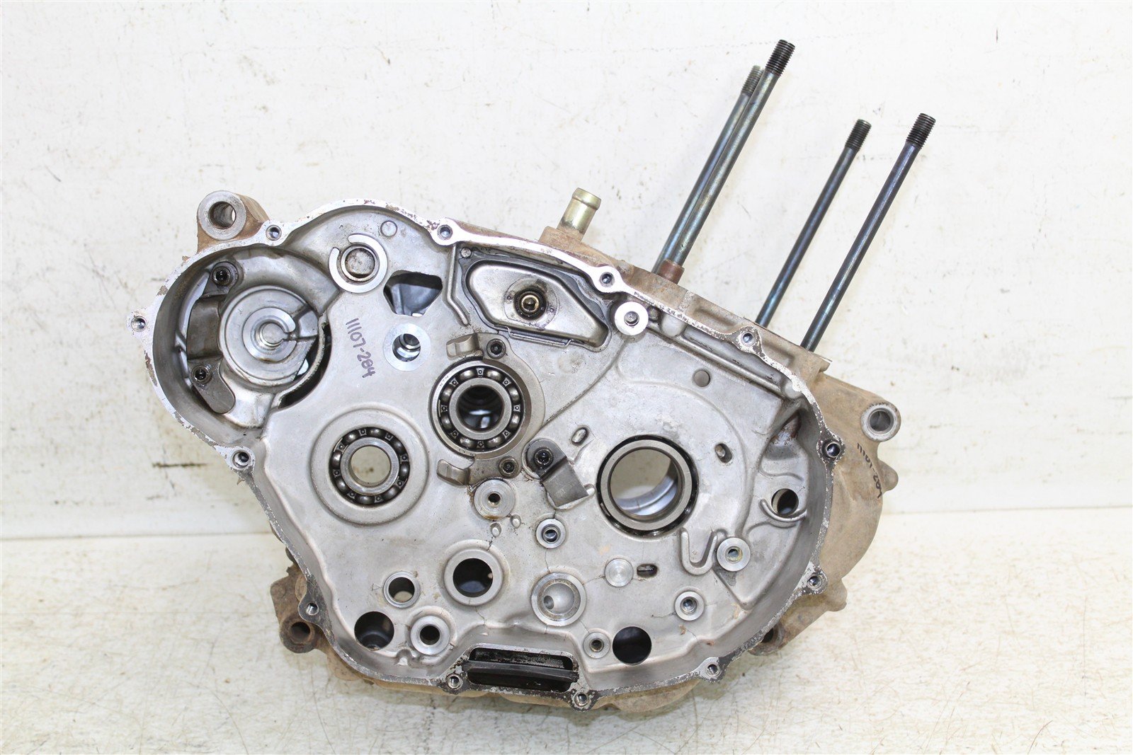 1985 Honda ATC 250 ES Big Red Engine Cases Crankcase Left Right 11107