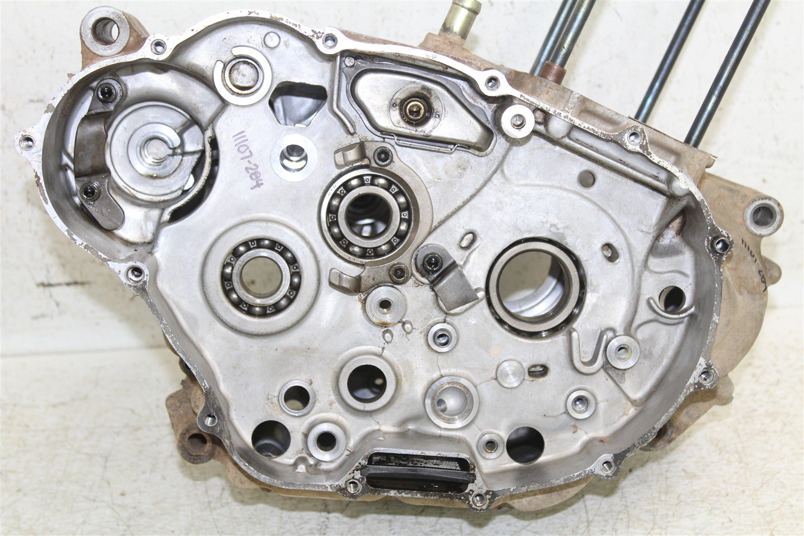 1985 Honda ATC 250 ES Big Red Engine Cases Crankcase Left Right 11107