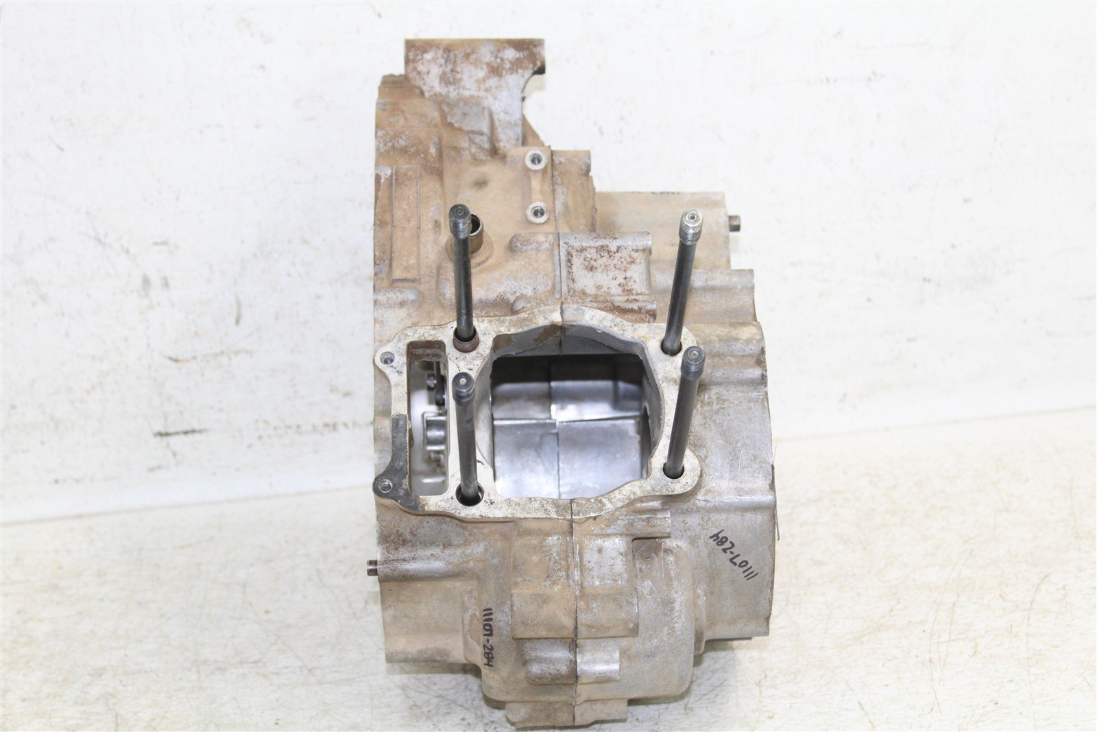 1985 Honda ATC 250 ES Big Red Engine Cases Crankcase Left Right 11107