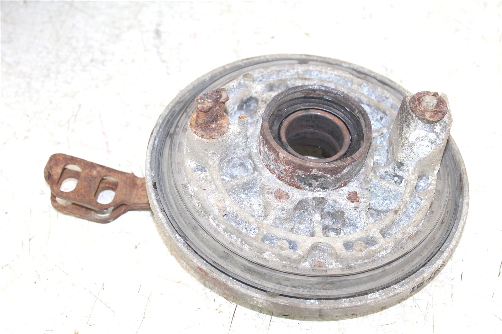1985 Honda ATC 250 ES Big Red Rear Brake Drum Backing Plate Panel 11107