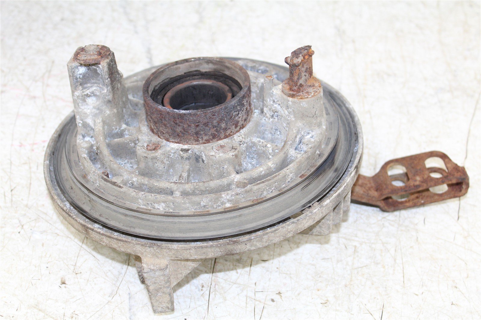 1985 Honda ATC 250 ES Big Red Rear Brake Drum Backing Plate Panel 11107