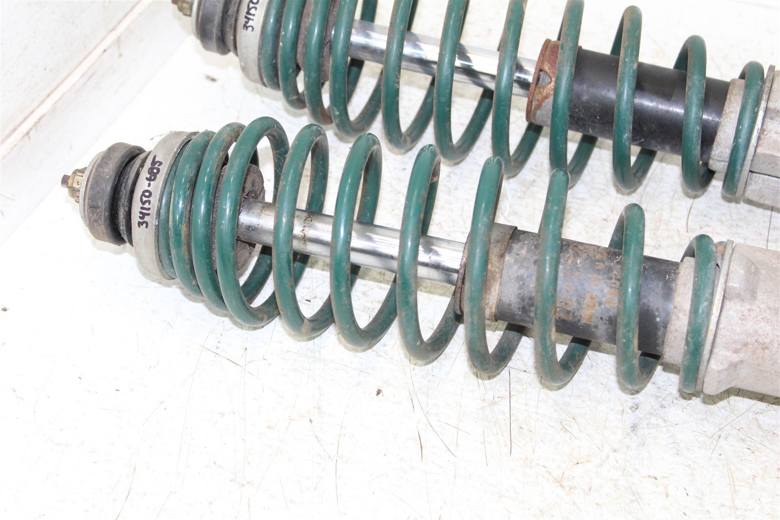 1995 Polaris Magnum 425 2x4 Front Shocks Spring Absorber Left Right 34150