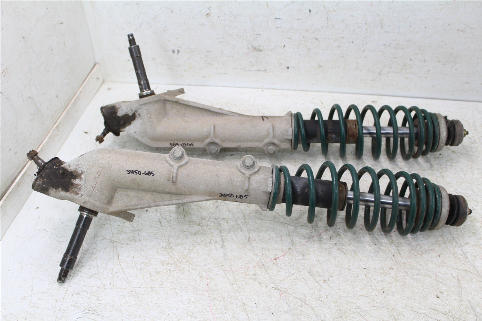 1995 Polaris Magnum 425 2x4 Front Shocks Spring Absorber Left Right 34150