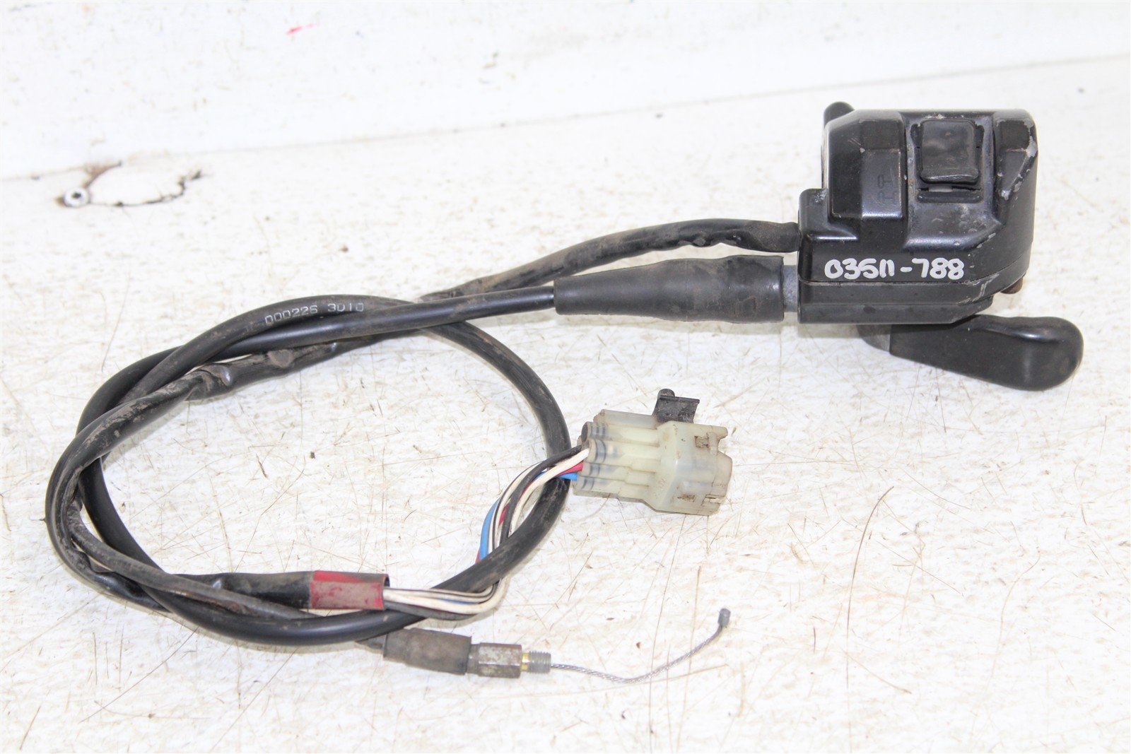 2004 Can Am Outlander 400 4x4 Throttle Lever Housing w/ Cable 03511