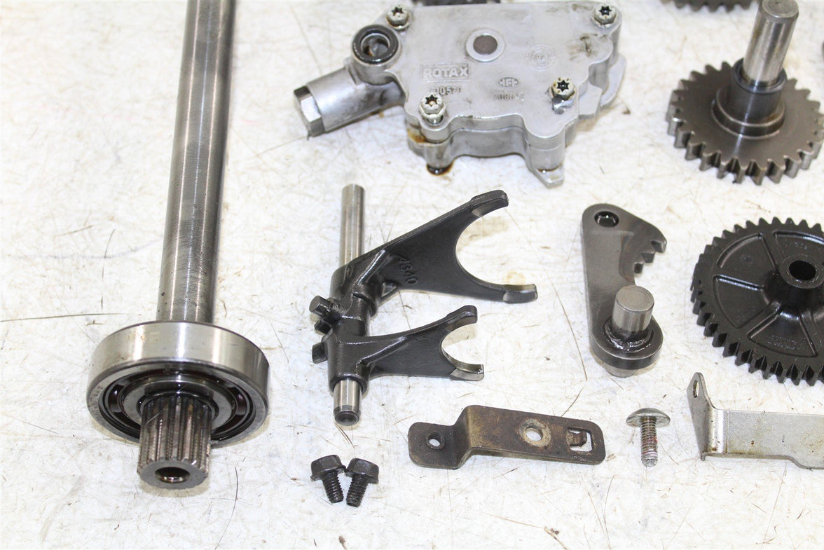 2004 Can Am Outlander 400 4x4 Transmission Gears Shift Shaft Forks Drum 03511
