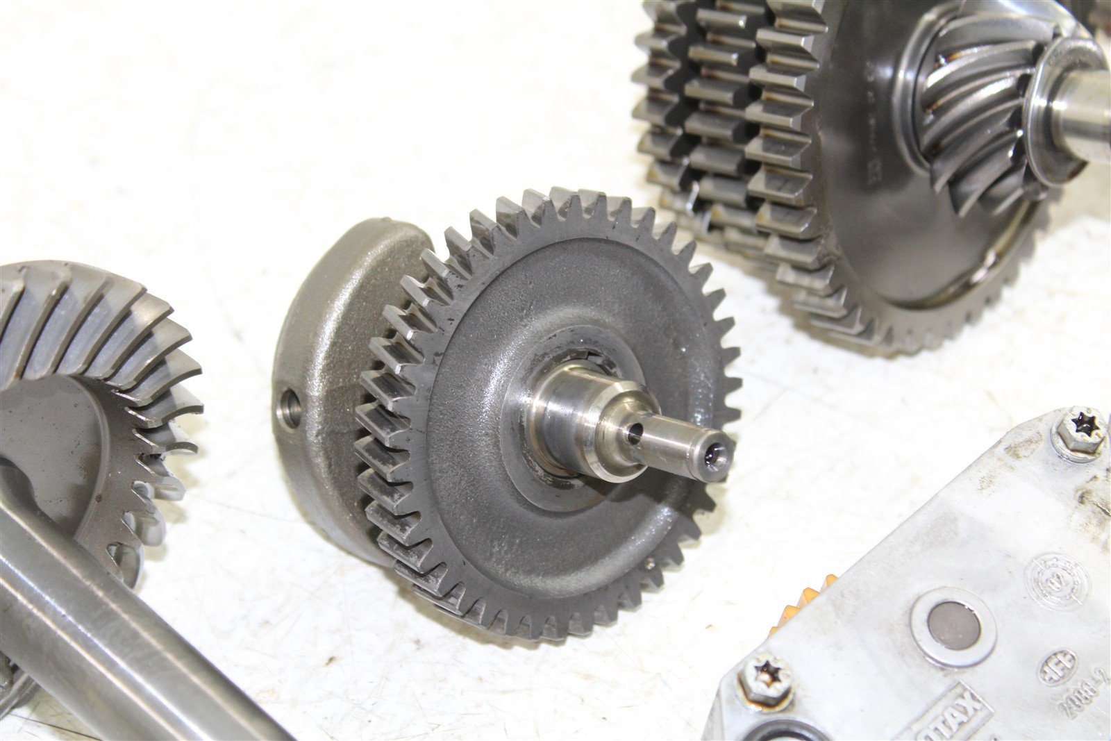 2004 Can Am Outlander 400 4x4 Transmission Gears Shift Shaft Forks Drum 03511