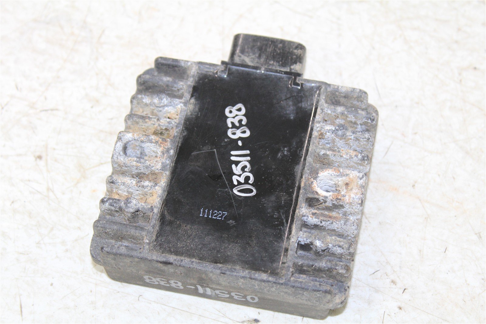 2004 Can Am Outlander 400 4x4 Voltage Regulator Rectifier 03511
