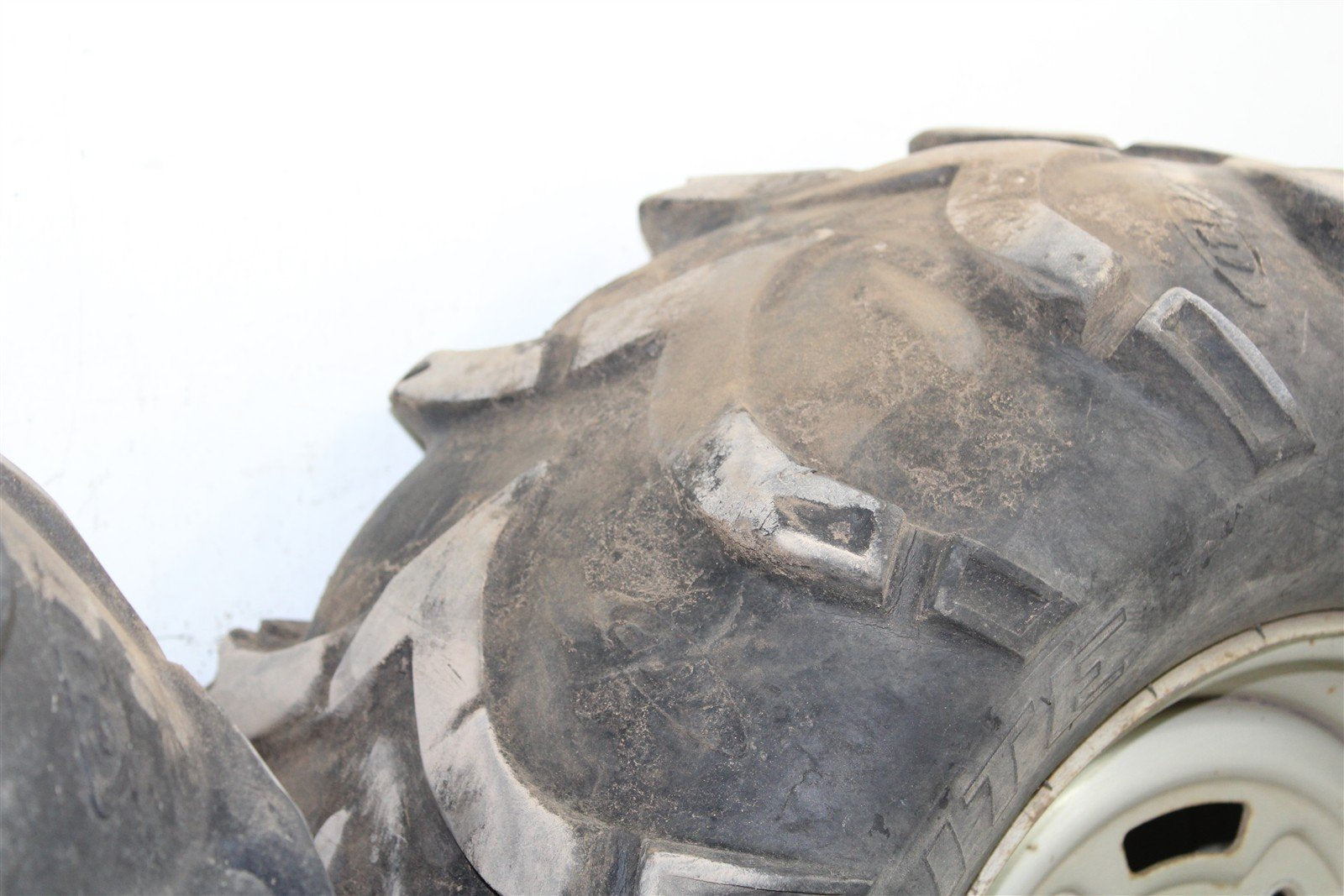 2004 Can Am Outlander 400 4x4 Rear Wheel Set Rims 03511