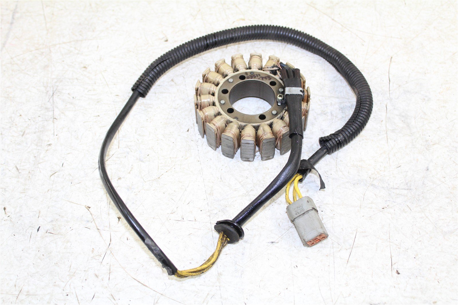 2004 Can Am Outlander 400 4x4 Stator Magneto Generator Coil 03511