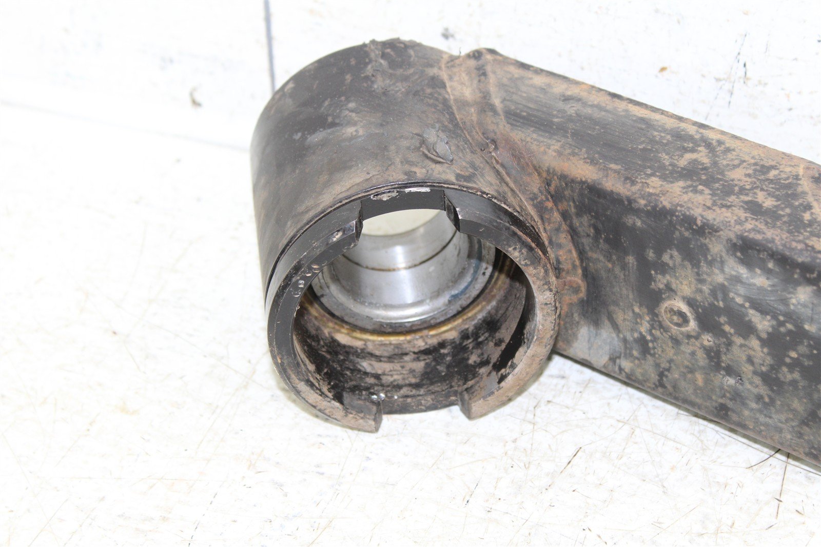 2004 Can Am Outlander 400 4x4 Left Swing Arm 03511