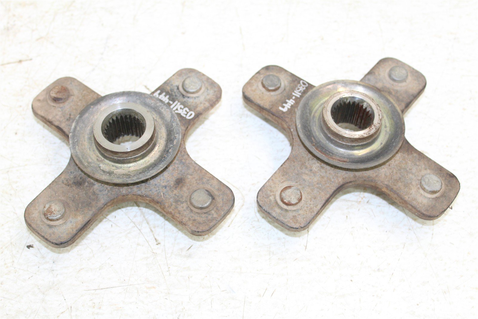 2004 Can Am Outlander 400 4x4 Front Hubs Wheel Mounts 03511