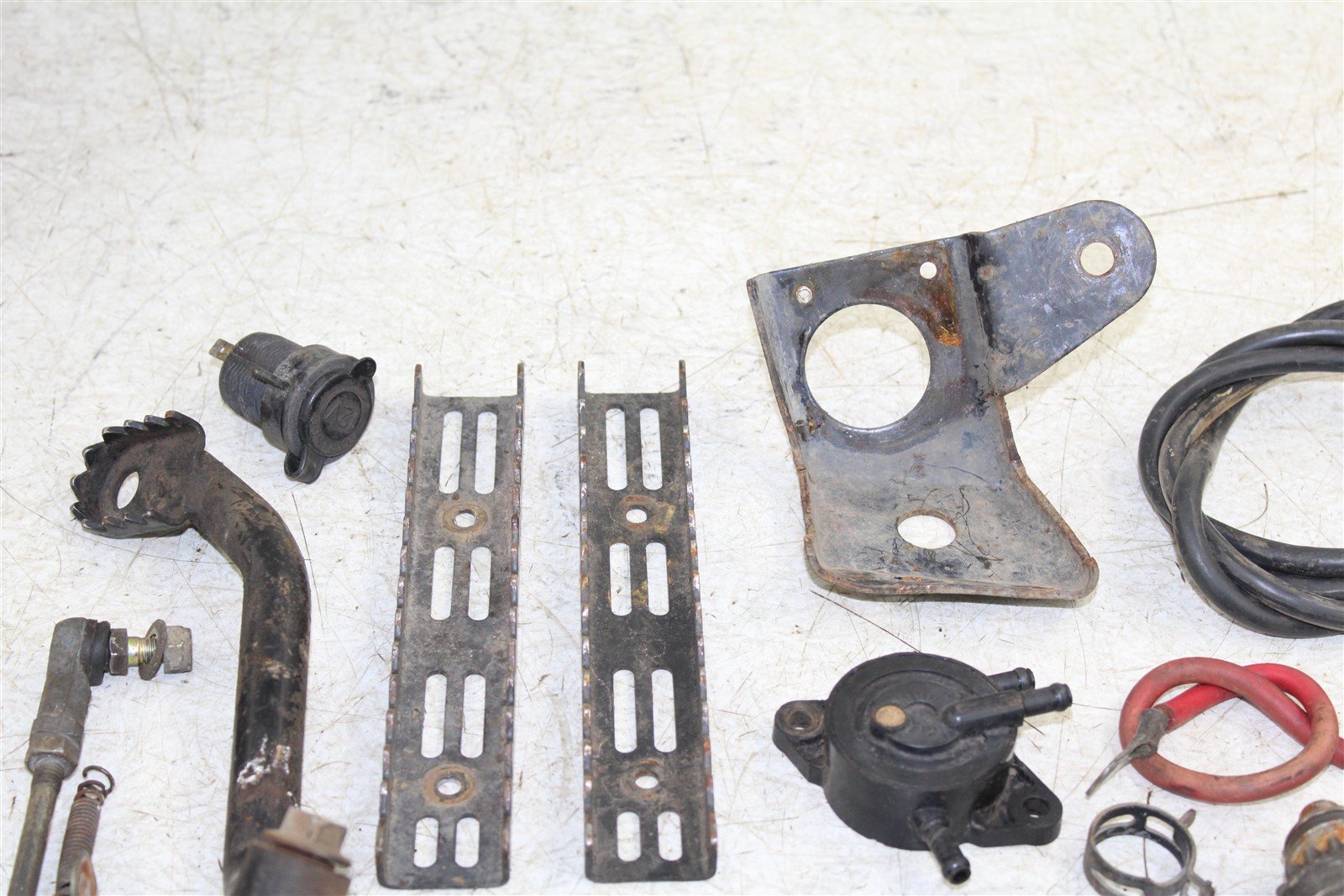 2004 Can Am Outlander 400 4x4 Chassis Bolt Kit Hardware 03511