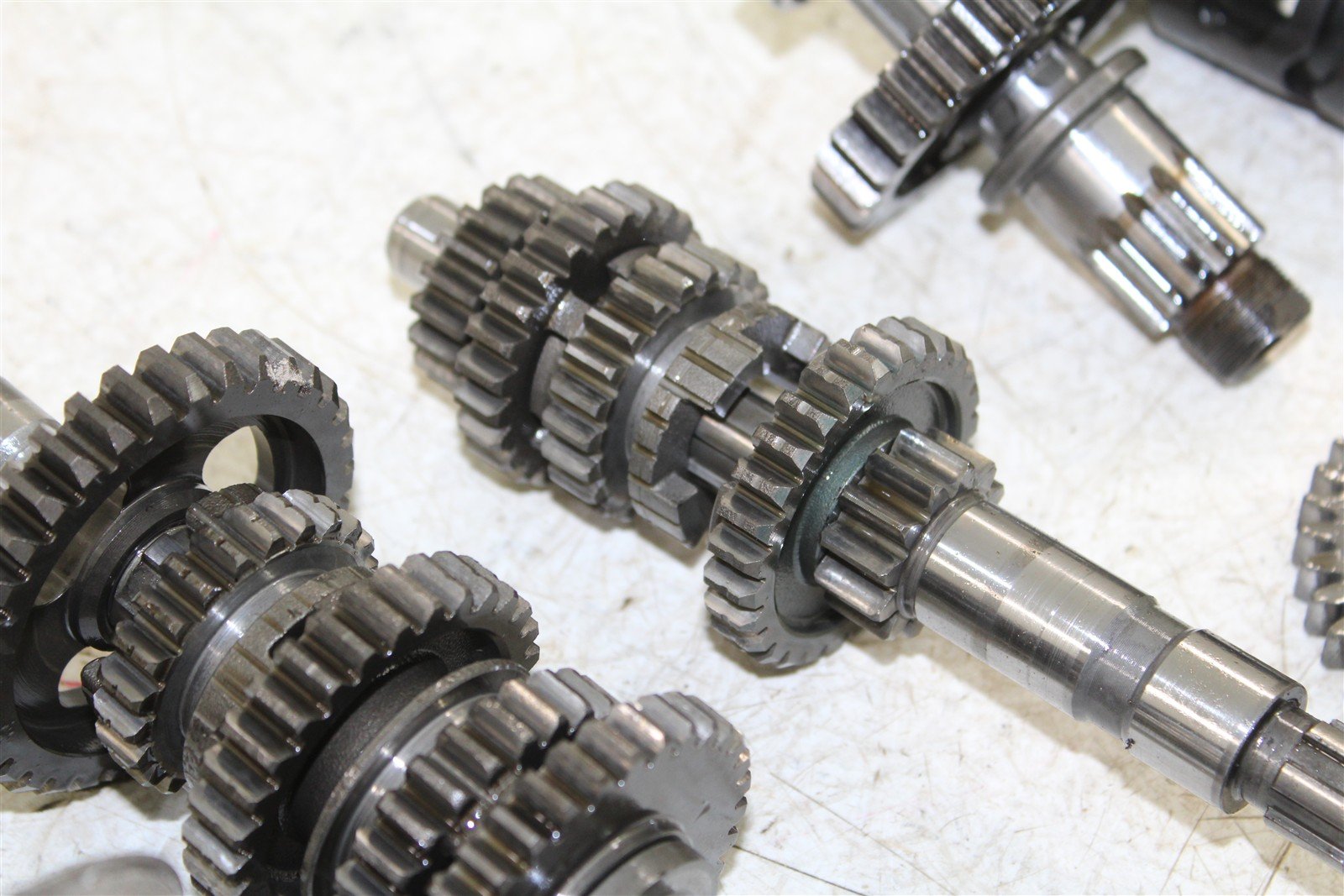 1987 Yamaha Moto4 225 Transmission Gears Shift Output Shaft Forks Drum 50111