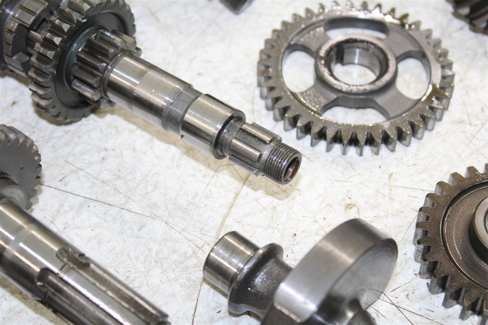 1987 Yamaha Moto4 225 Transmission Gears Shift Output Shaft Forks Drum 50111