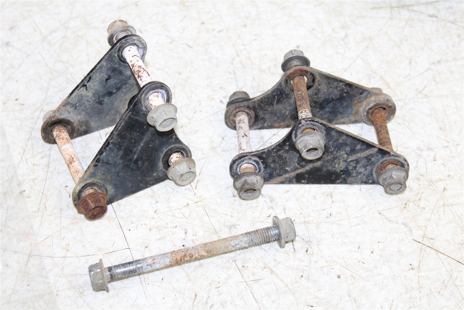 1987 Yamaha Moto4 225 Engine Mounts Motor Brackets 50111