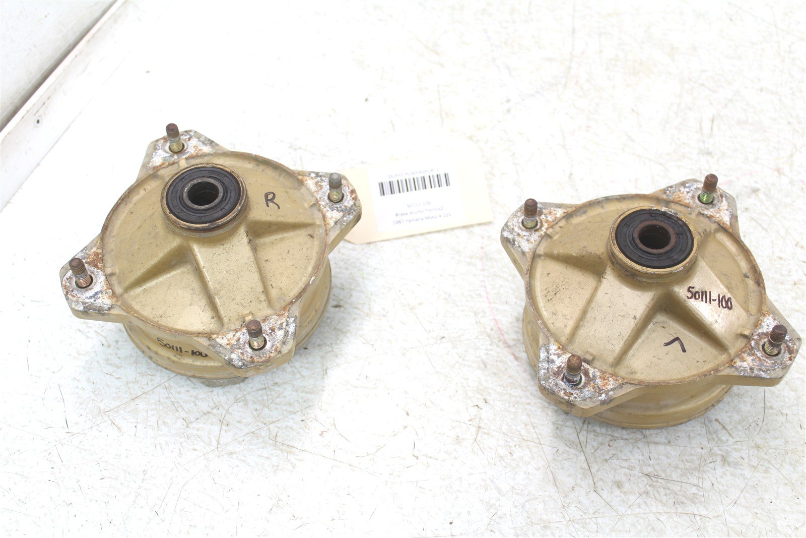 1987 Yamaha Moto4 225 Front Brake Drums Backing Plate Panel Hubs Set 50111