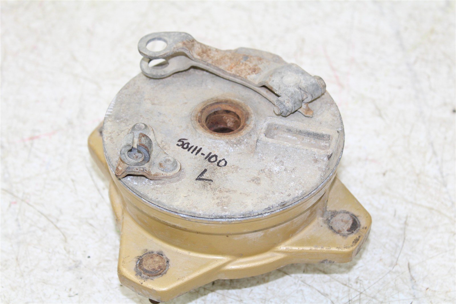 1987 Yamaha Moto4 225 Front Brake Drums Backing Plate Panel Hubs Set 50111