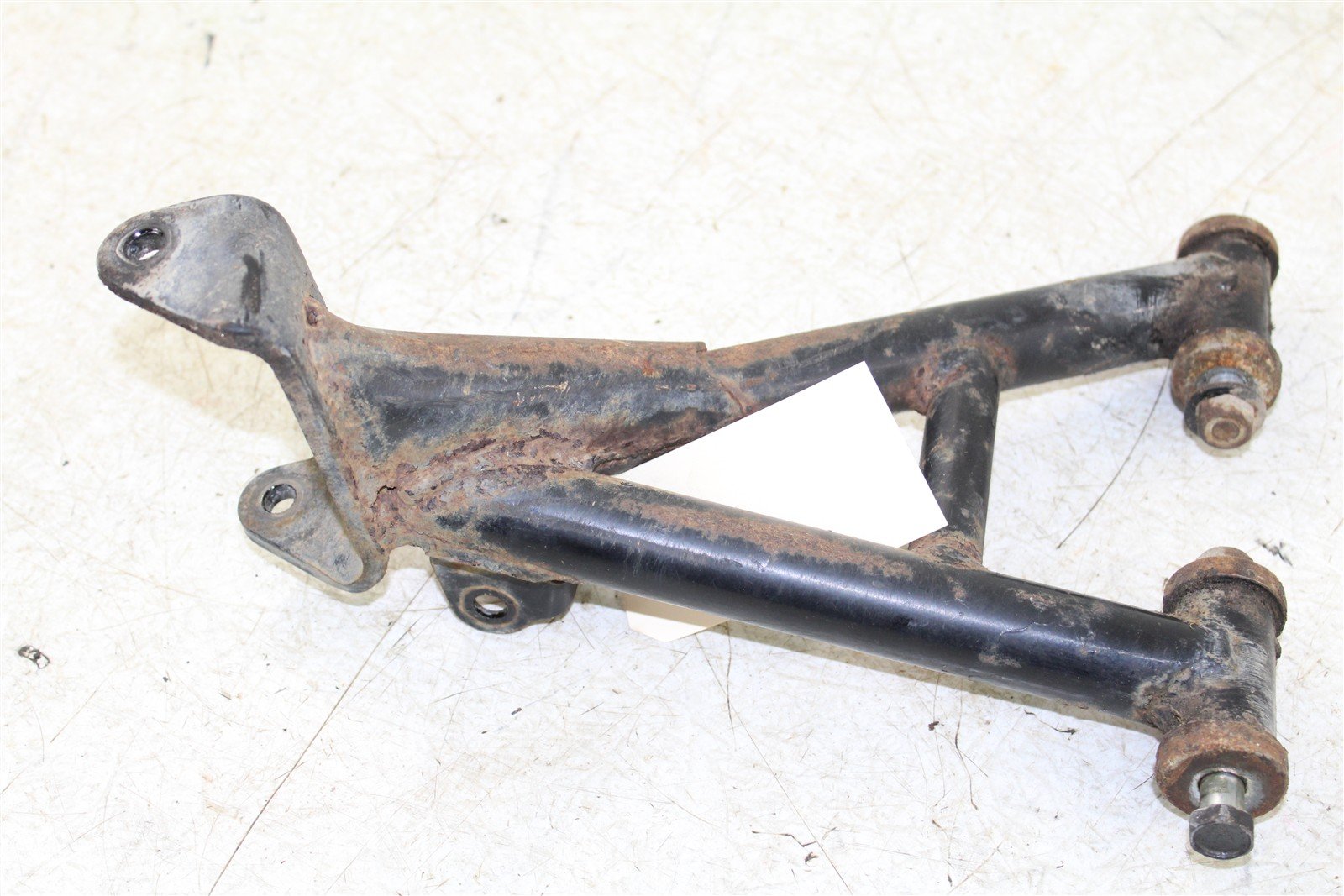 1987 Yamaha Moto4 225 Front Lower Control A Arms 50111