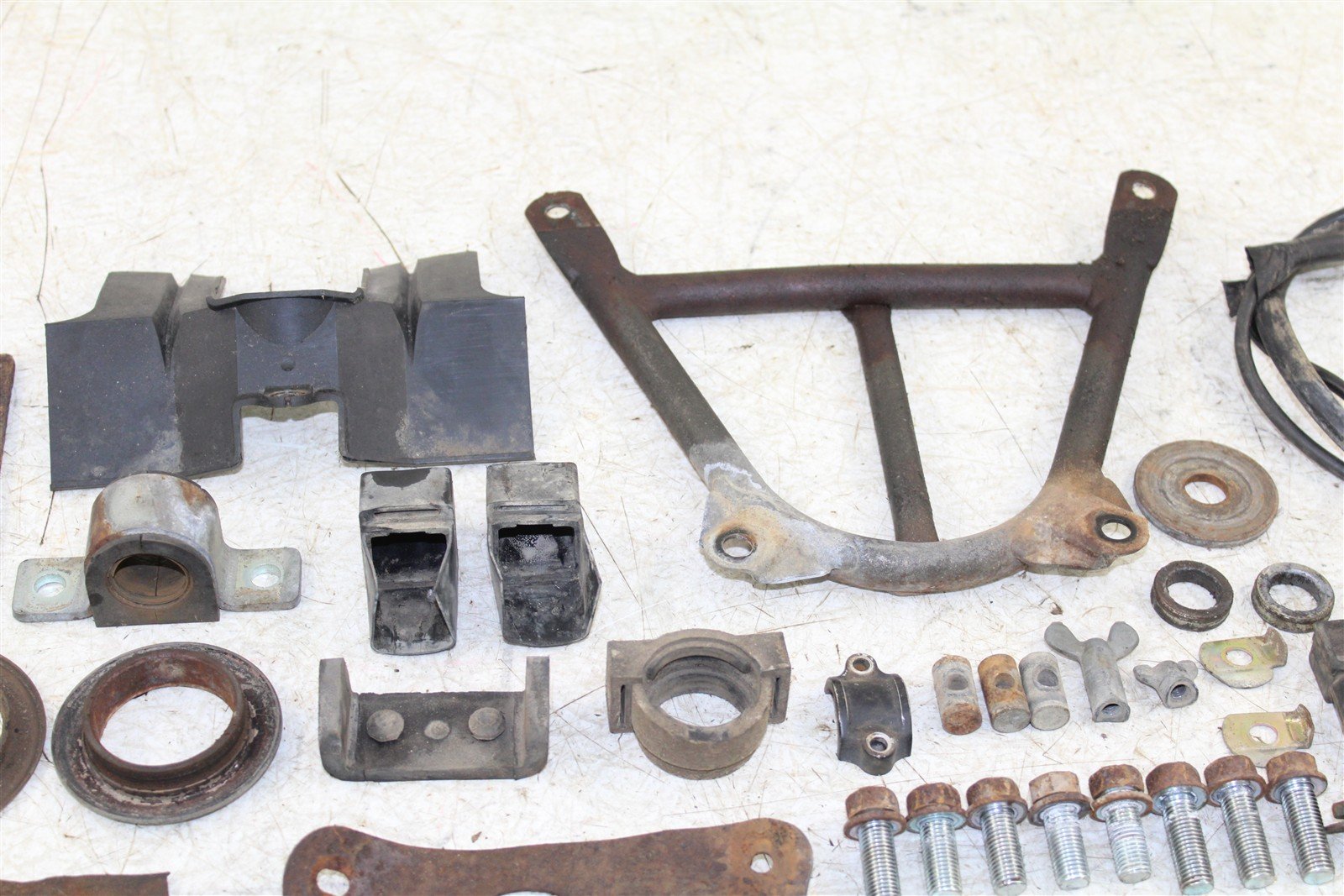 1987 Yamaha Moto4 225 Chassis Bolt Kit Hardware Mount Guard Wire 50111
