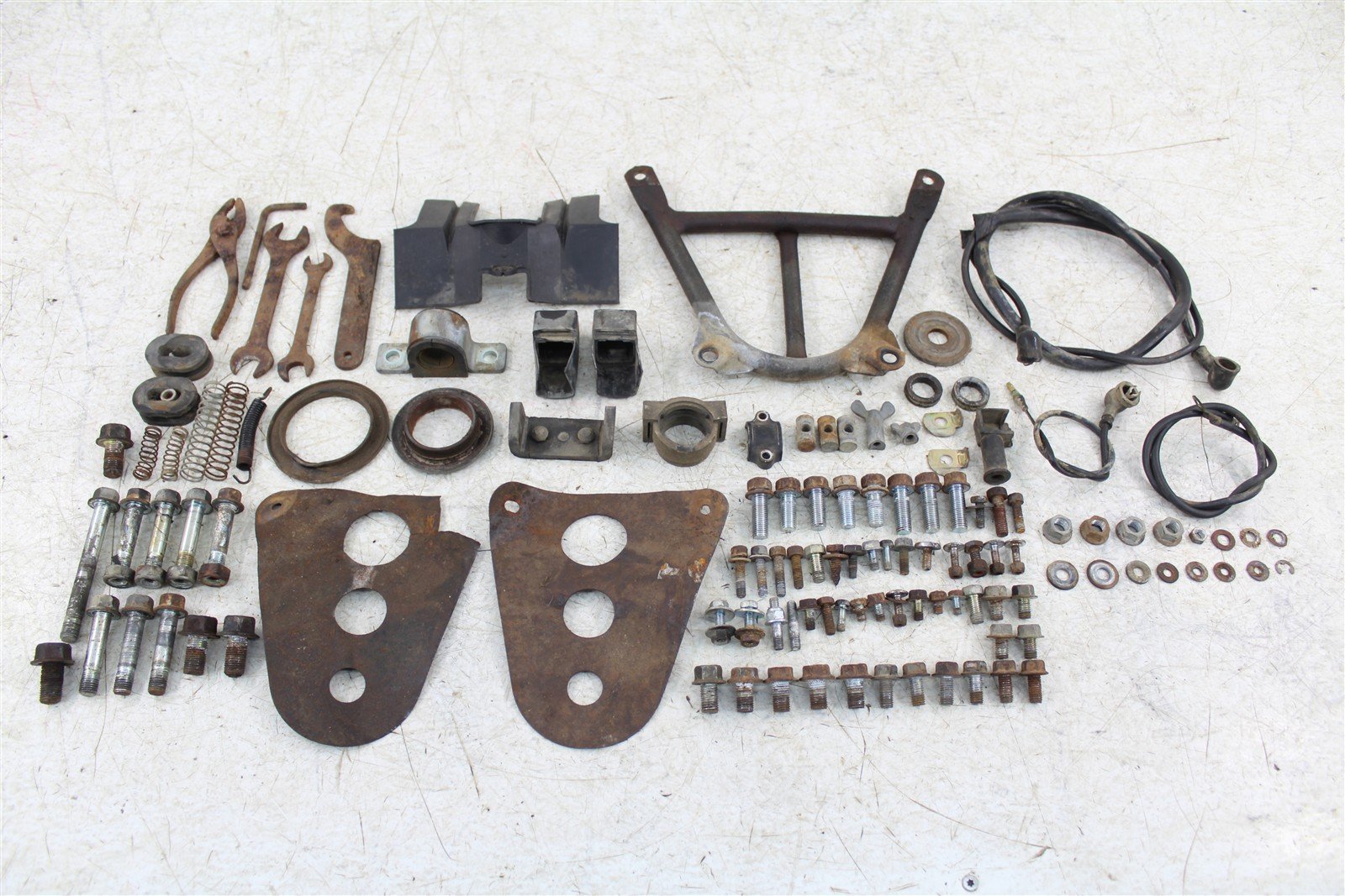 1987 Yamaha Moto4 225 Chassis Bolt Kit Hardware Mount Guard Wire 50111
