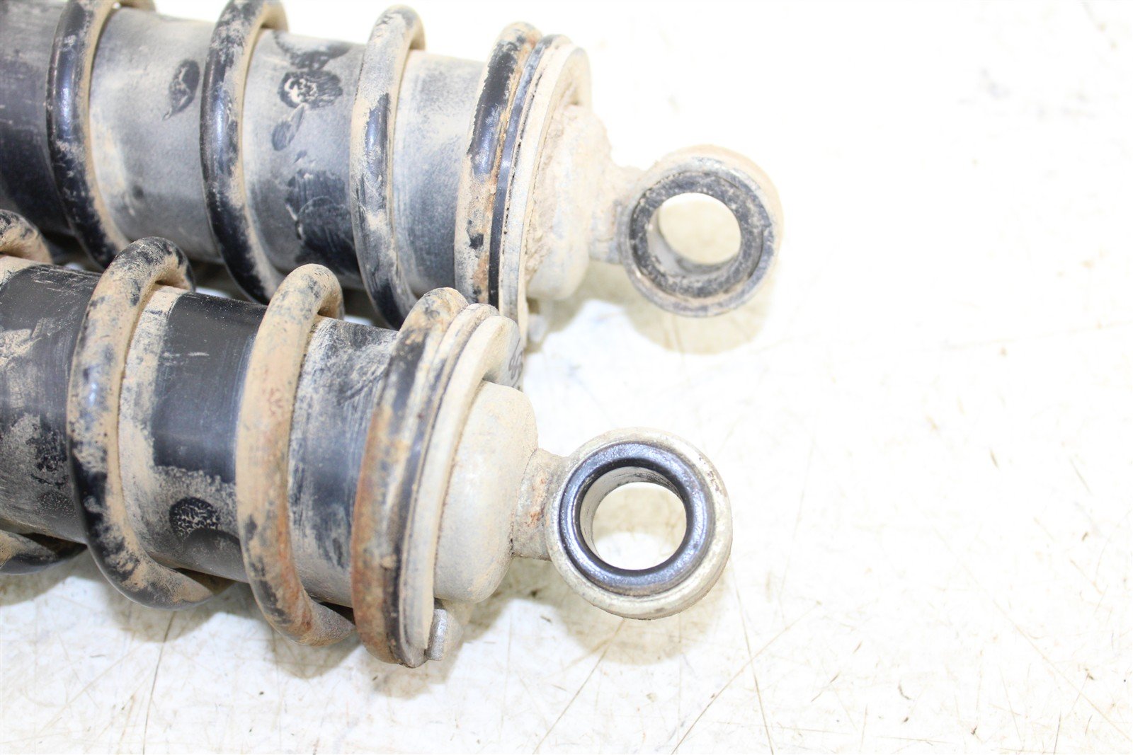 2001 Honda Foreman Rubicon 500 FA Rear Shocks Spring Absorber Left Right 11108