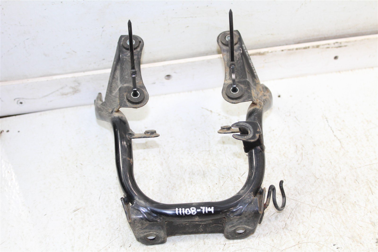 2001 Honda Foreman Rubicon 500 FA Headlight Speedometer Mount Frame 11108