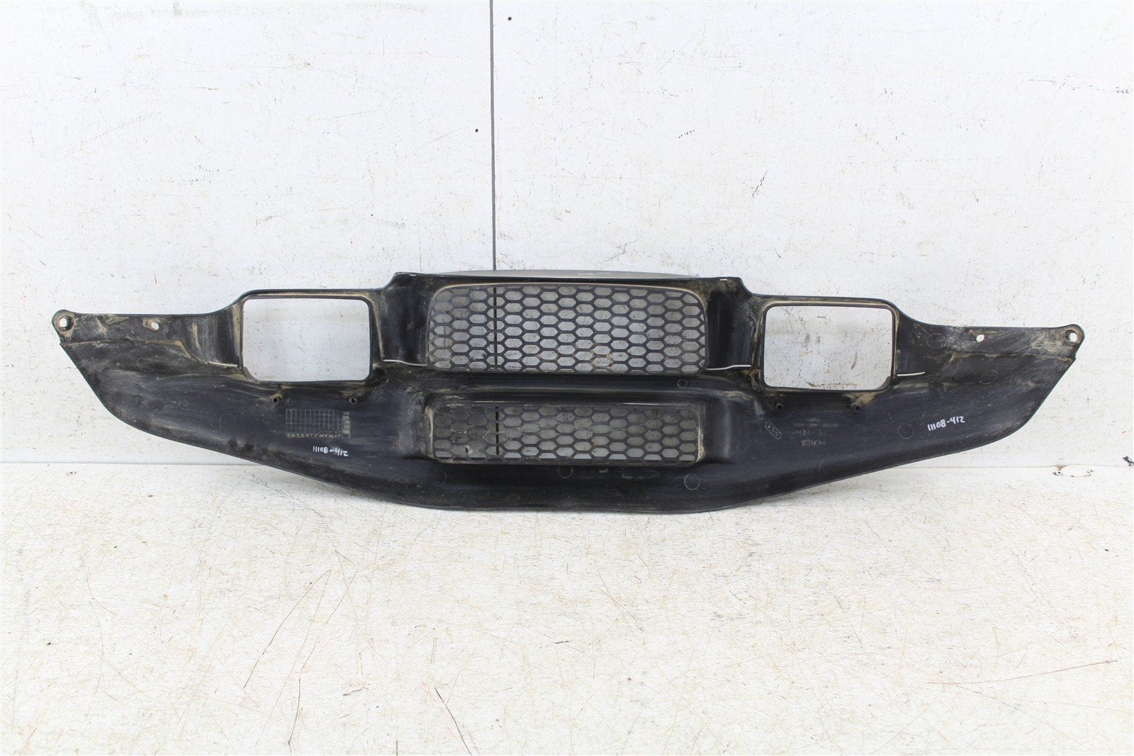 2001 Honda Foreman Rubicon 500 FA Front Bumper Grille Guard Plastic 11108