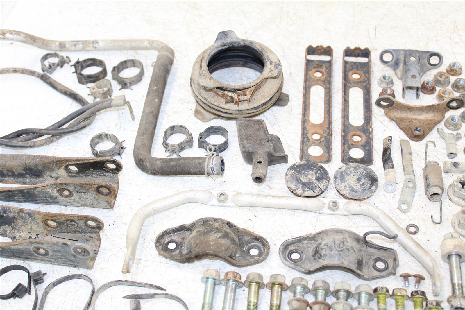 2001 Honda Foreman Rubicon 500 FA Chassis Bolt Kit Hardware Mount Bracket 11108