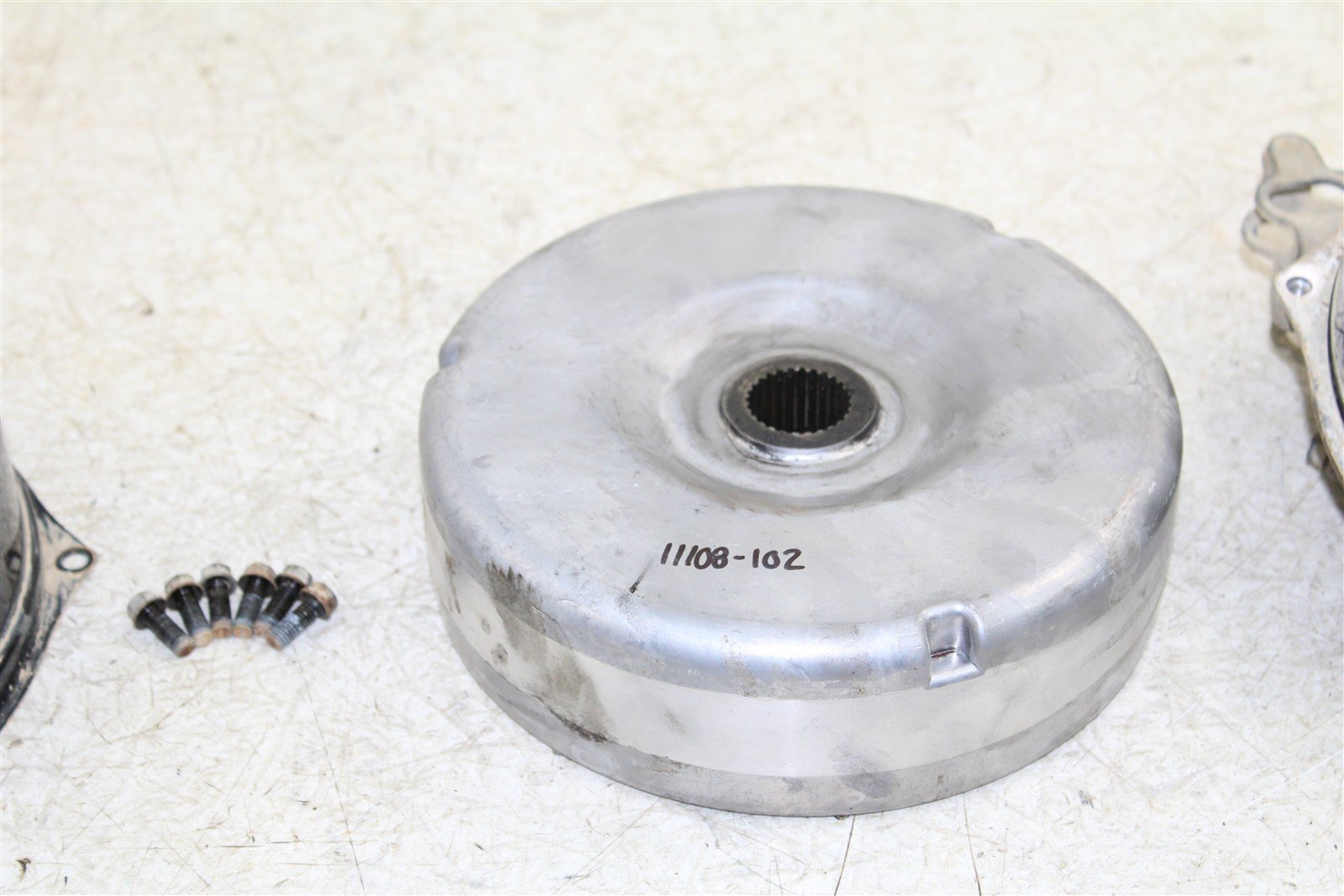 2001 Honda Foreman Rubicon 500 FA Rear Brake Drum Backing Plate Panel Hub 11108