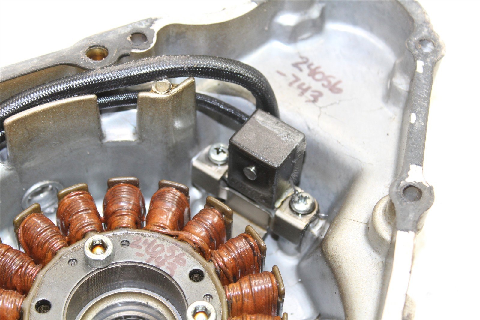 2001 Kawasaki Prairie 300 4x4 Stator Magneto Generator Coil w/ Cover 24056