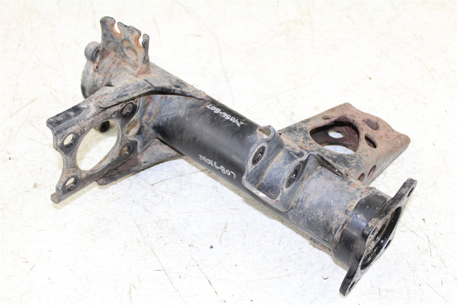 2001 Kawasaki Prairie 300 4x4 Tow Hitch Mount Receiver Rear Axle Housing 24056