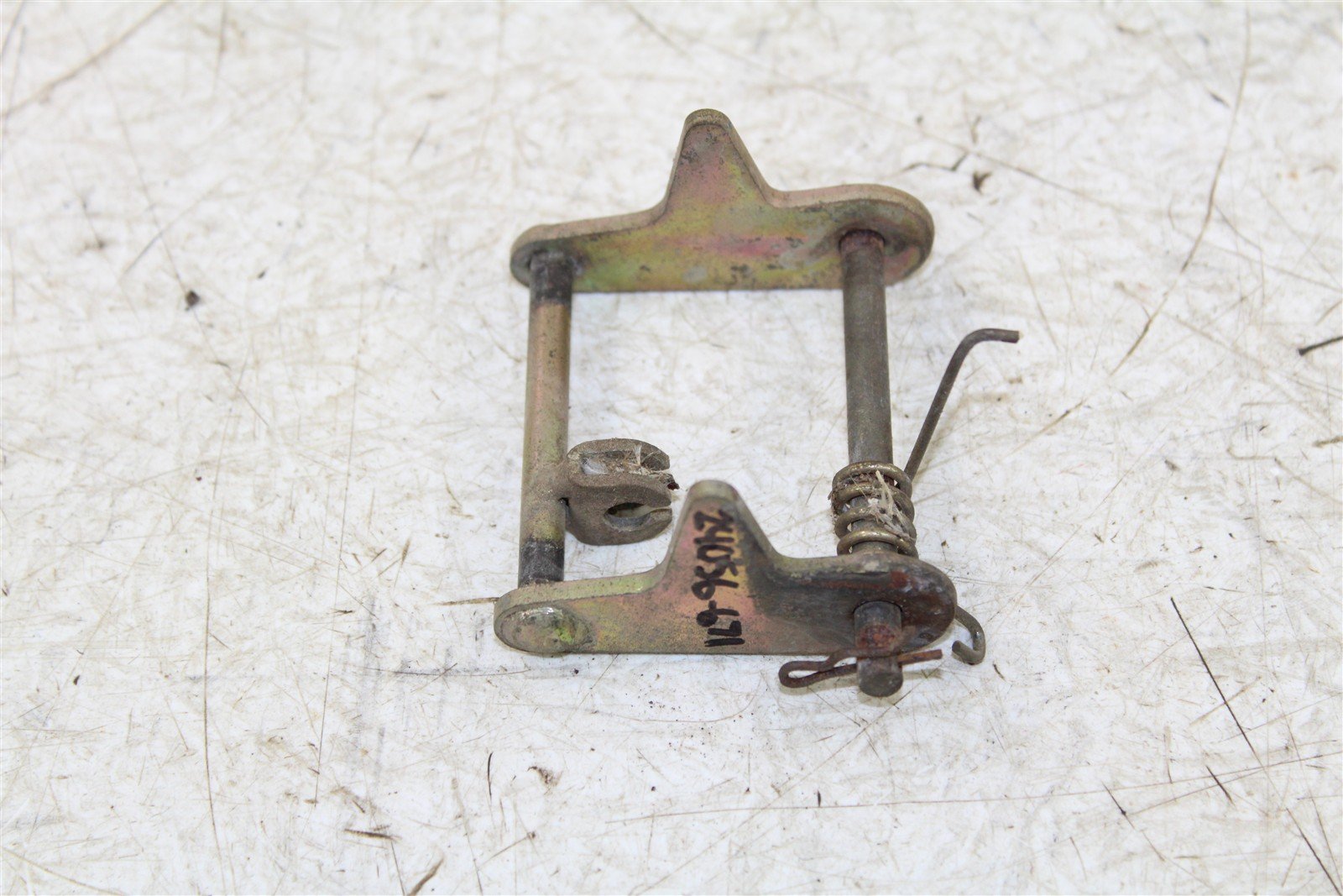 2001 Kawasaki Prairie 300 4x4 Seat Latch w/ Cable 24056