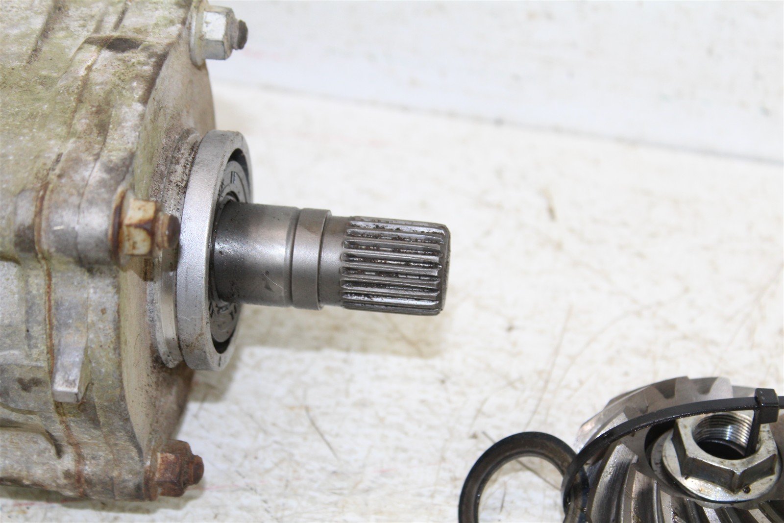 2001 Kawasaki Prairie 300 4x4 Output Drive Shaft Bevel Gear Transfer Case 24056