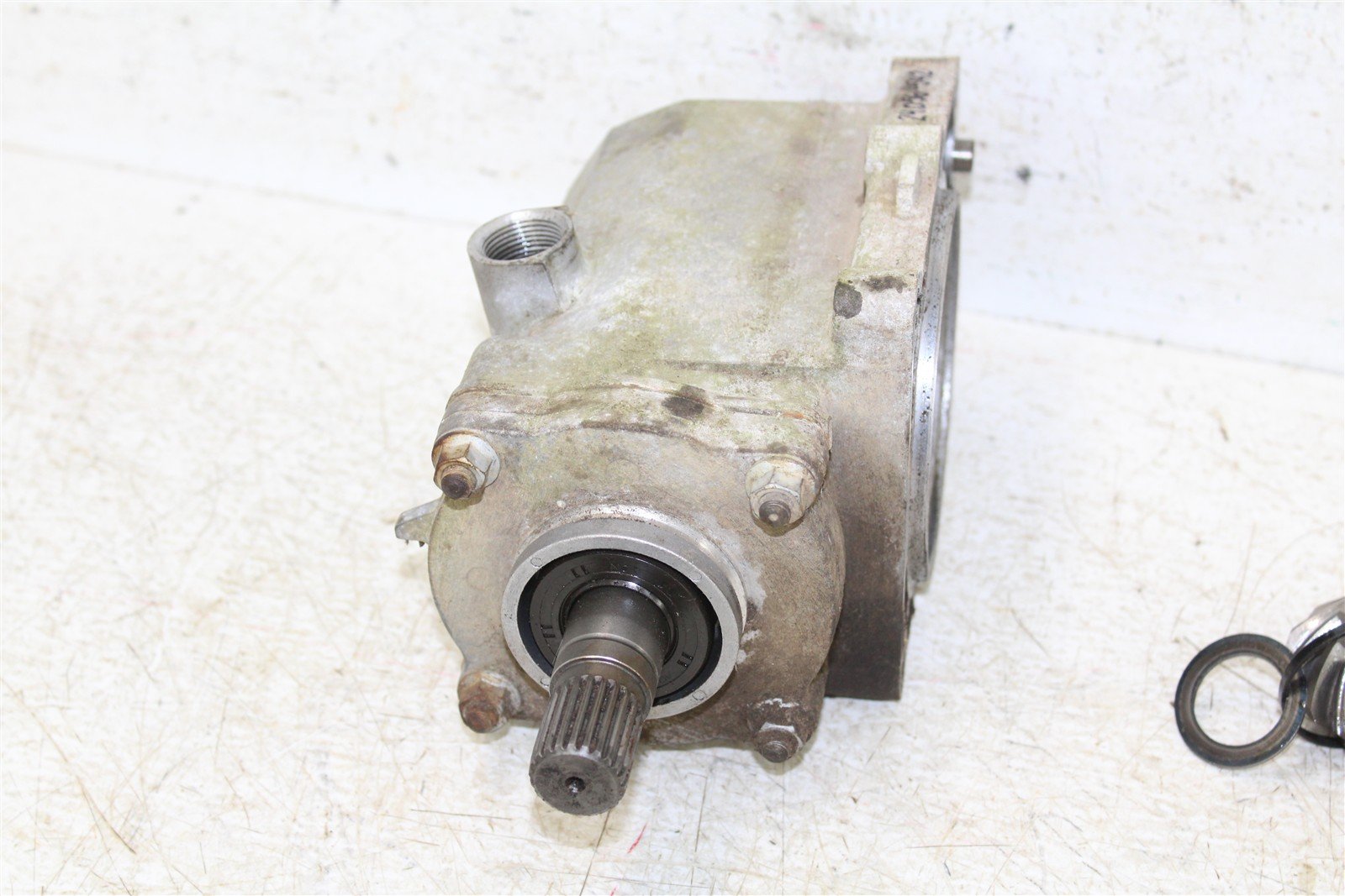 2001 Kawasaki Prairie 300 4x4 Output Drive Shaft Bevel Gear Transfer Case 24056