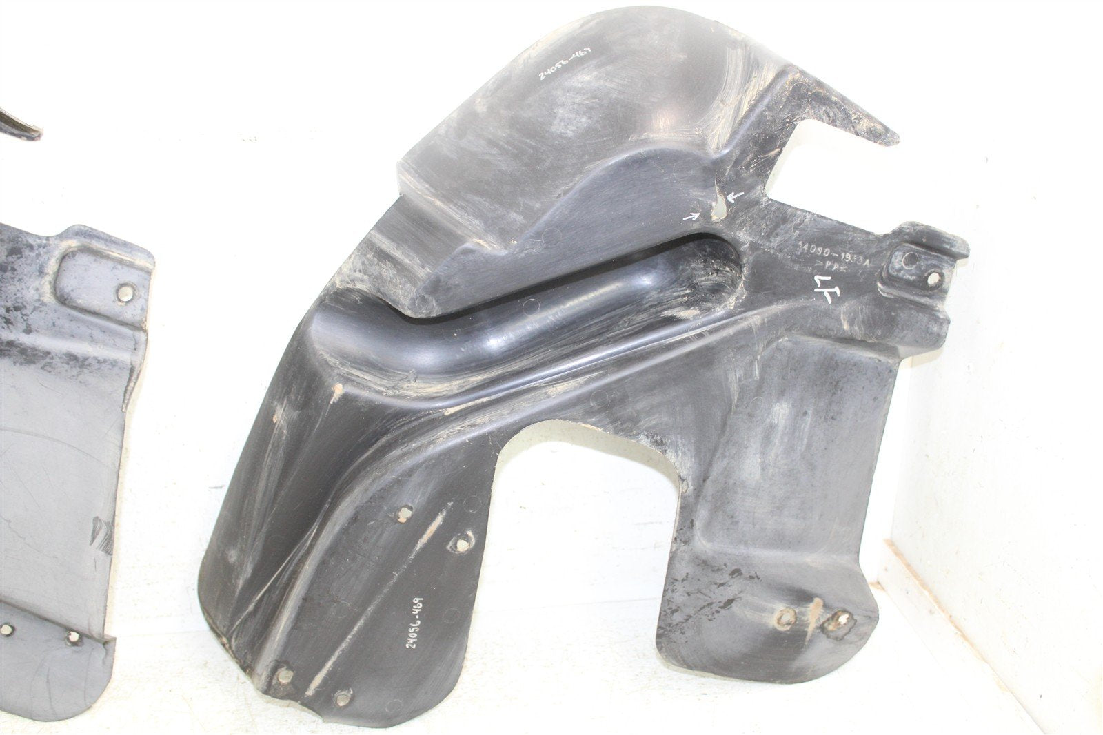 2001 Kawasaki Prairie 300 4x4 Plastic Inner Fenders Mud Guards 24056
