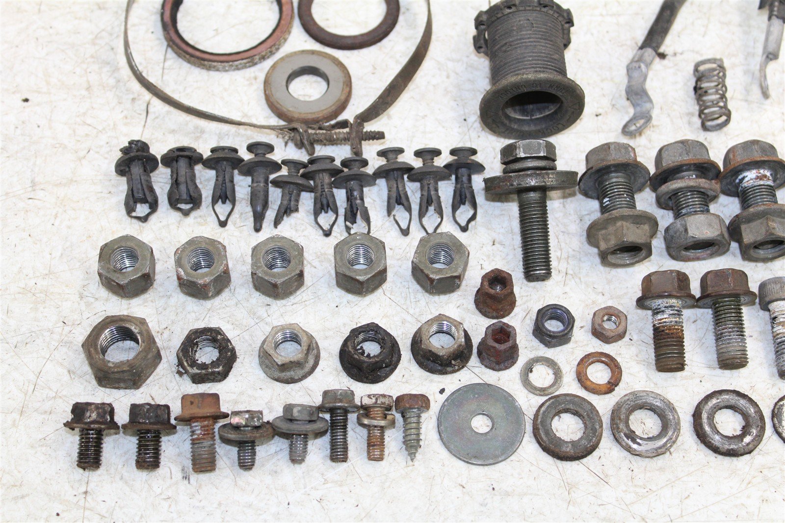 2000 Yamaha Big Bear 400 4x4 Chassis Bolt Kit Hardware Boot Clamp Wire 50112
