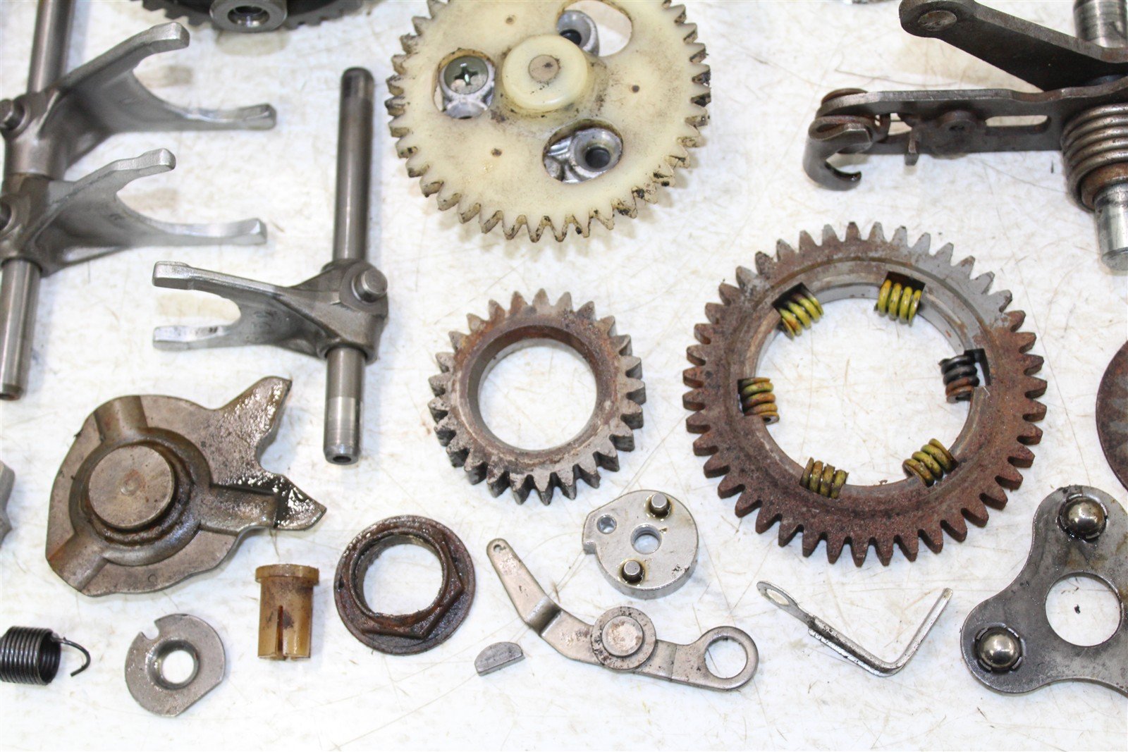 2000 Yamaha Big Bear 400 4x4 Transmission Gears Shift Shaft Forks Drum 50112