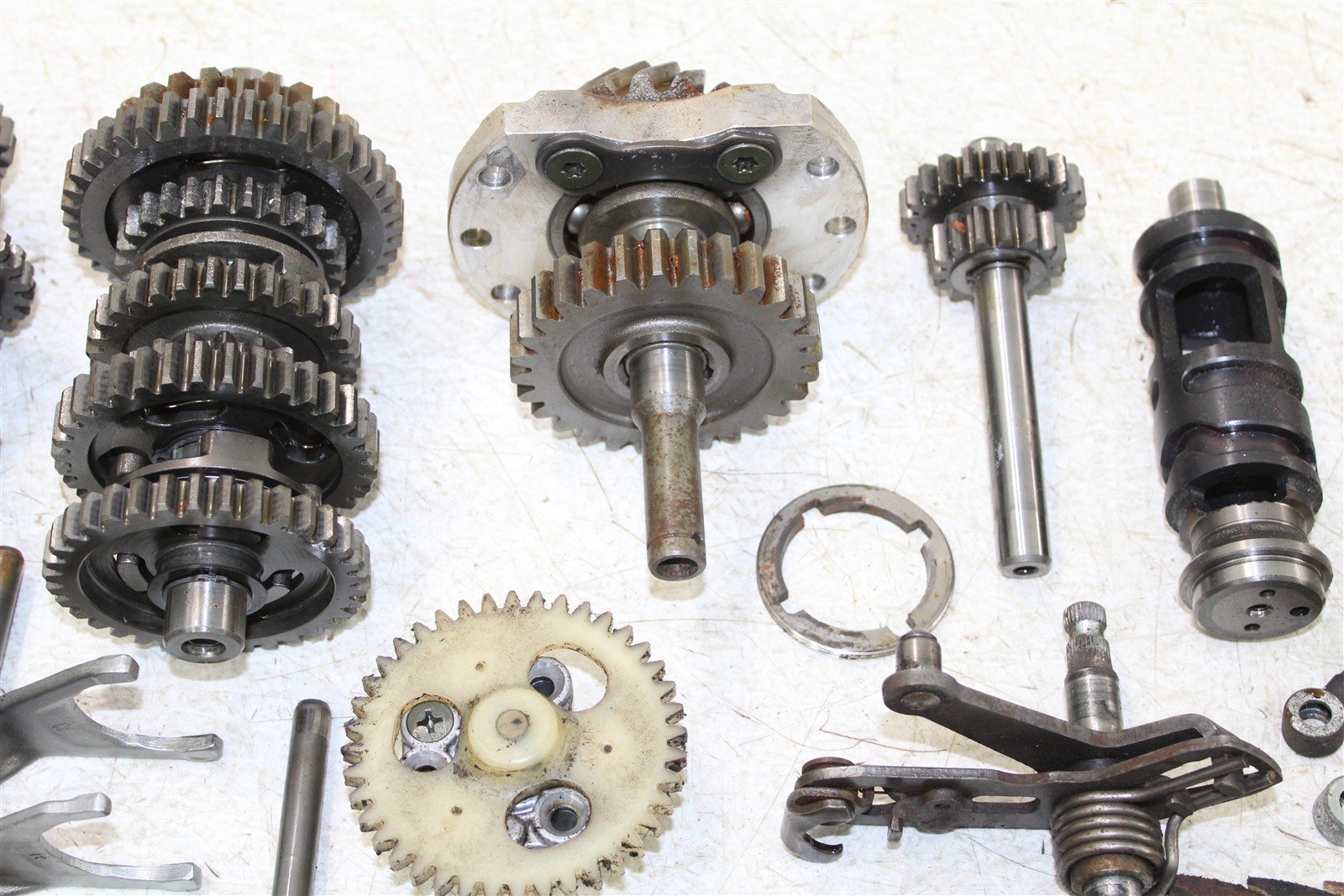 2000 Yamaha Big Bear 400 4x4 Transmission Gears Shift Shaft Forks Drum 50112