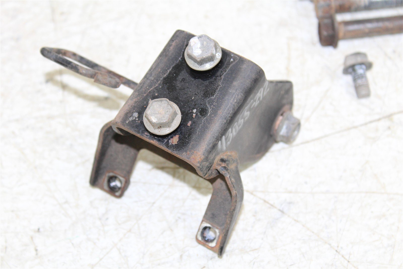 2007 Suzuki Vinson 500 4x4 Engine Mounts Motor Brackets 43055