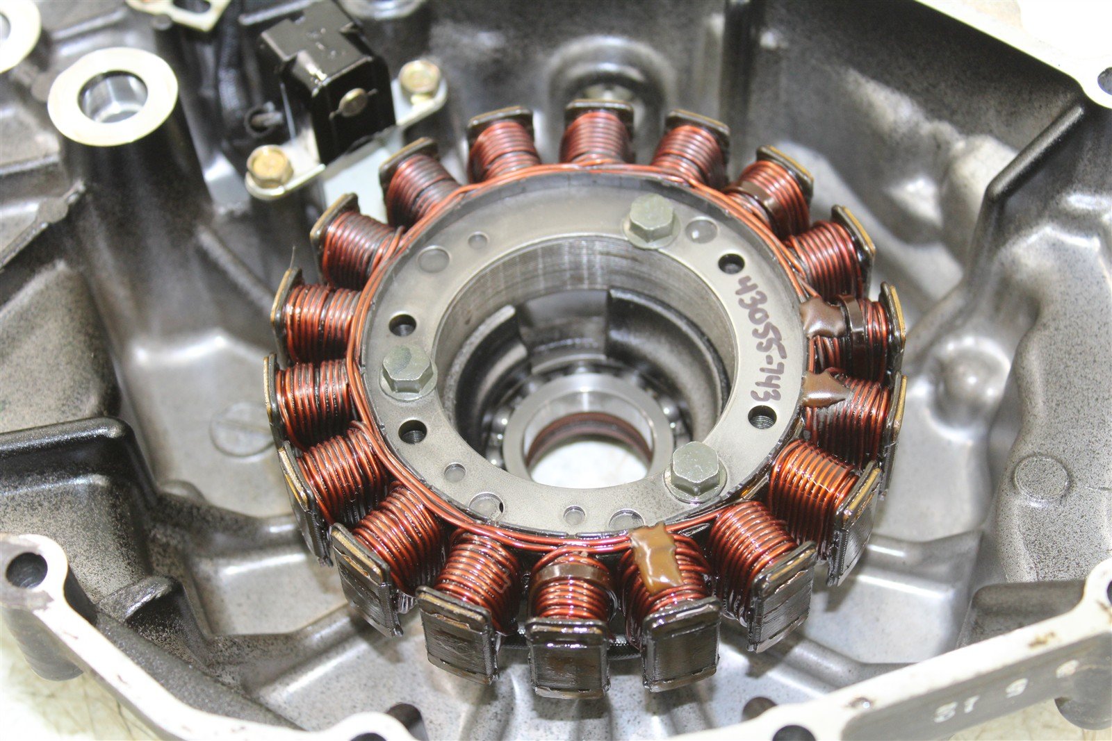 2007 Suzuki Vinson 500 4x4 Stator Magneto Generator Coil w/ Cover 43055