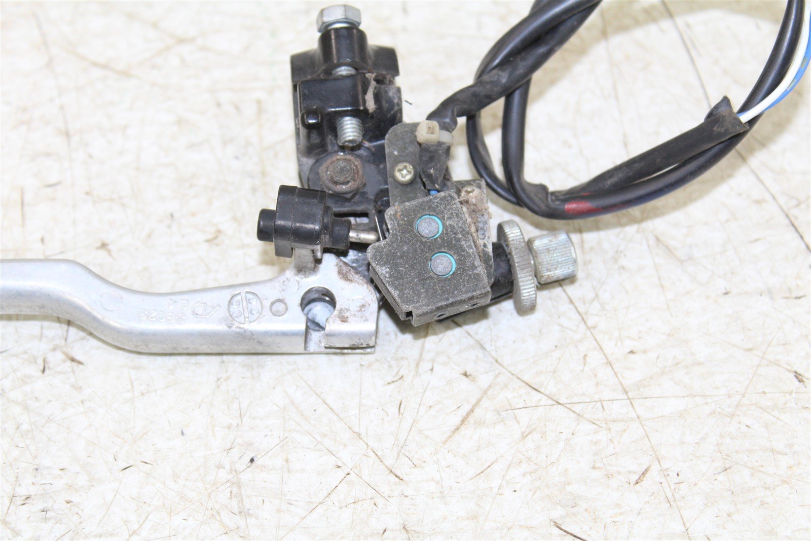 2007 Suzuki Vinson 500 4x4 Left Front Brake Lever w/ Perch Mount 43055