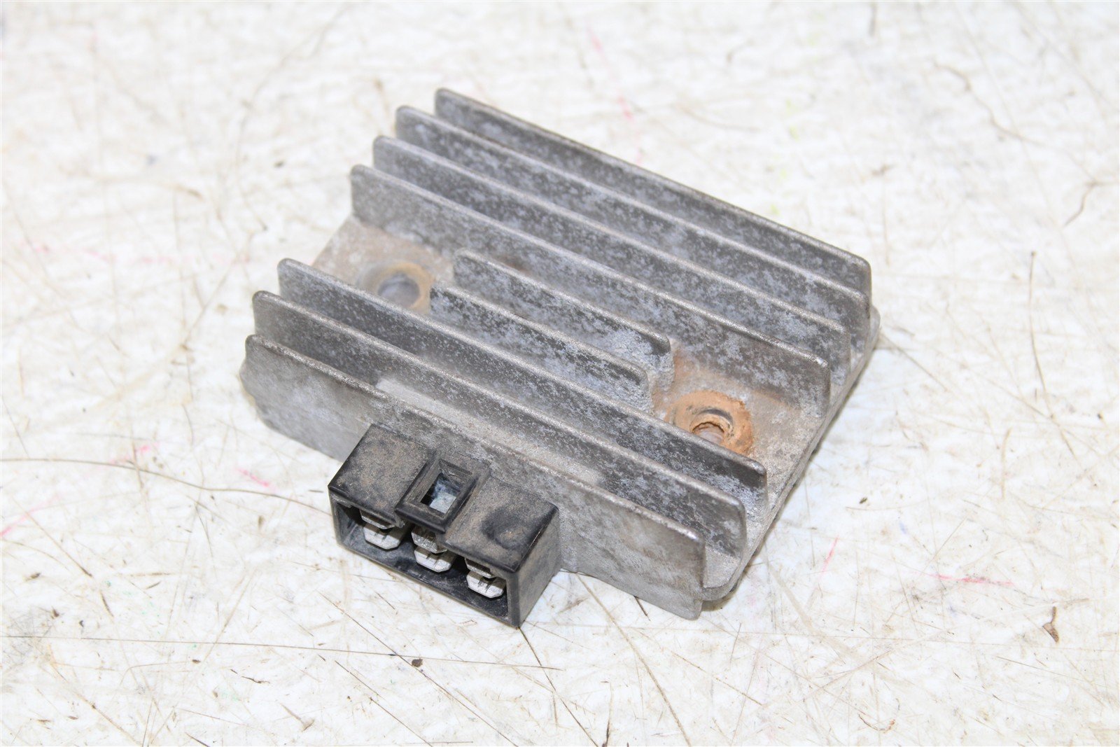 1995 Kawasaki KLR 650 Voltage Regulator Rectifier 27037