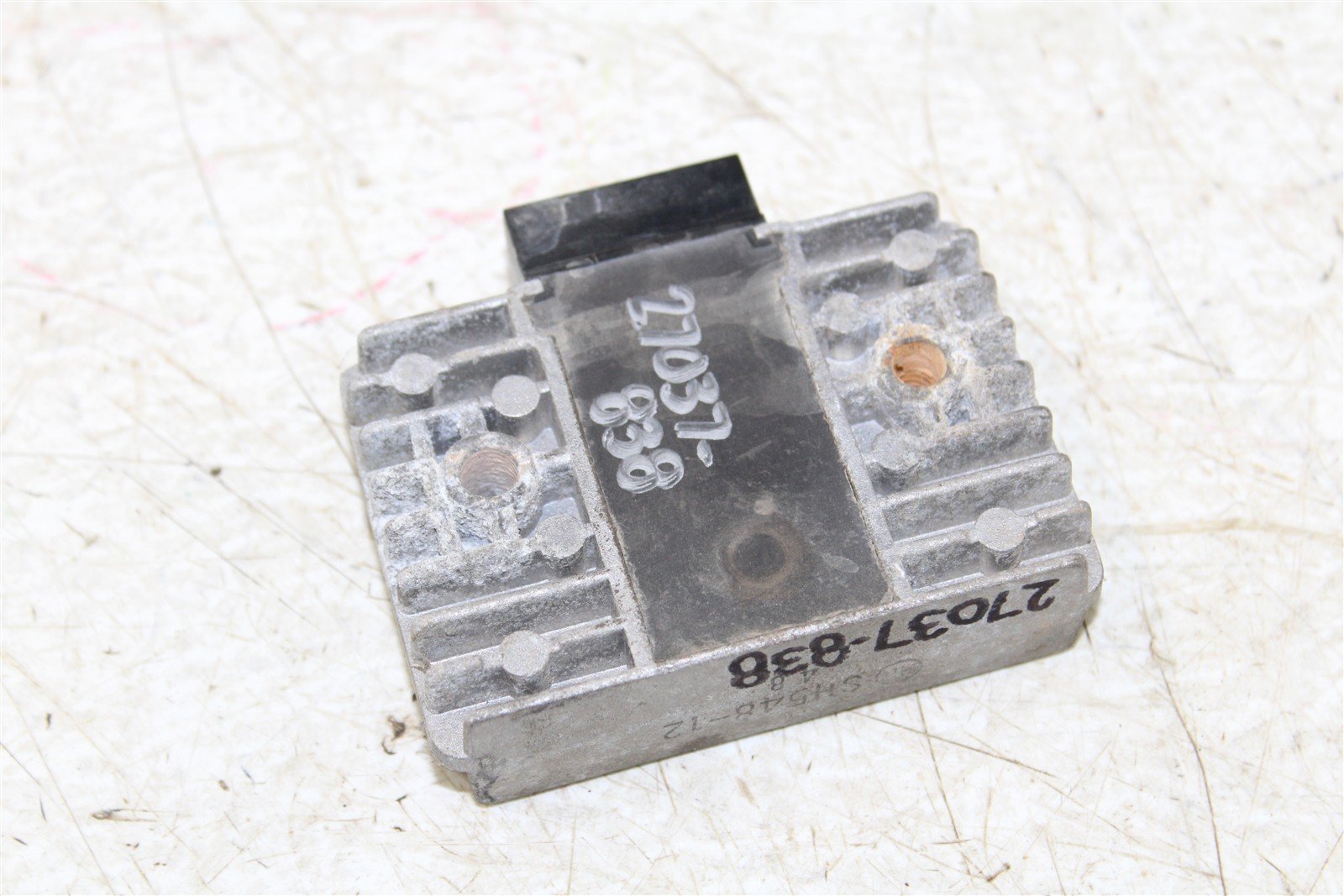 1995 Kawasaki KLR 650 Voltage Regulator Rectifier 27037