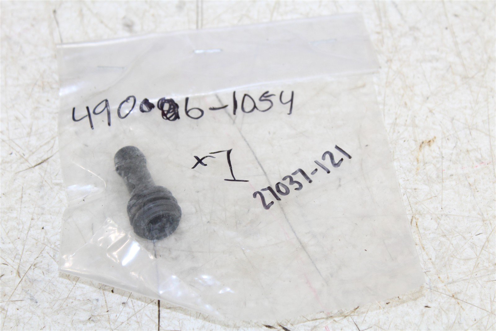 NOS Kawasaki Brake Caliper Shaft Bolt Boot 49006-1054 Rubber Gaiter 27037